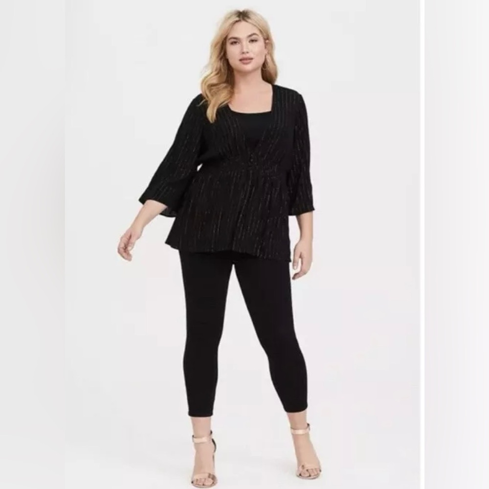 Torrid Black Gauze Button Front Babydoll Gold Pinstripe Blouse Shirt Sz 0
